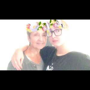 Meet your Posher, Pam